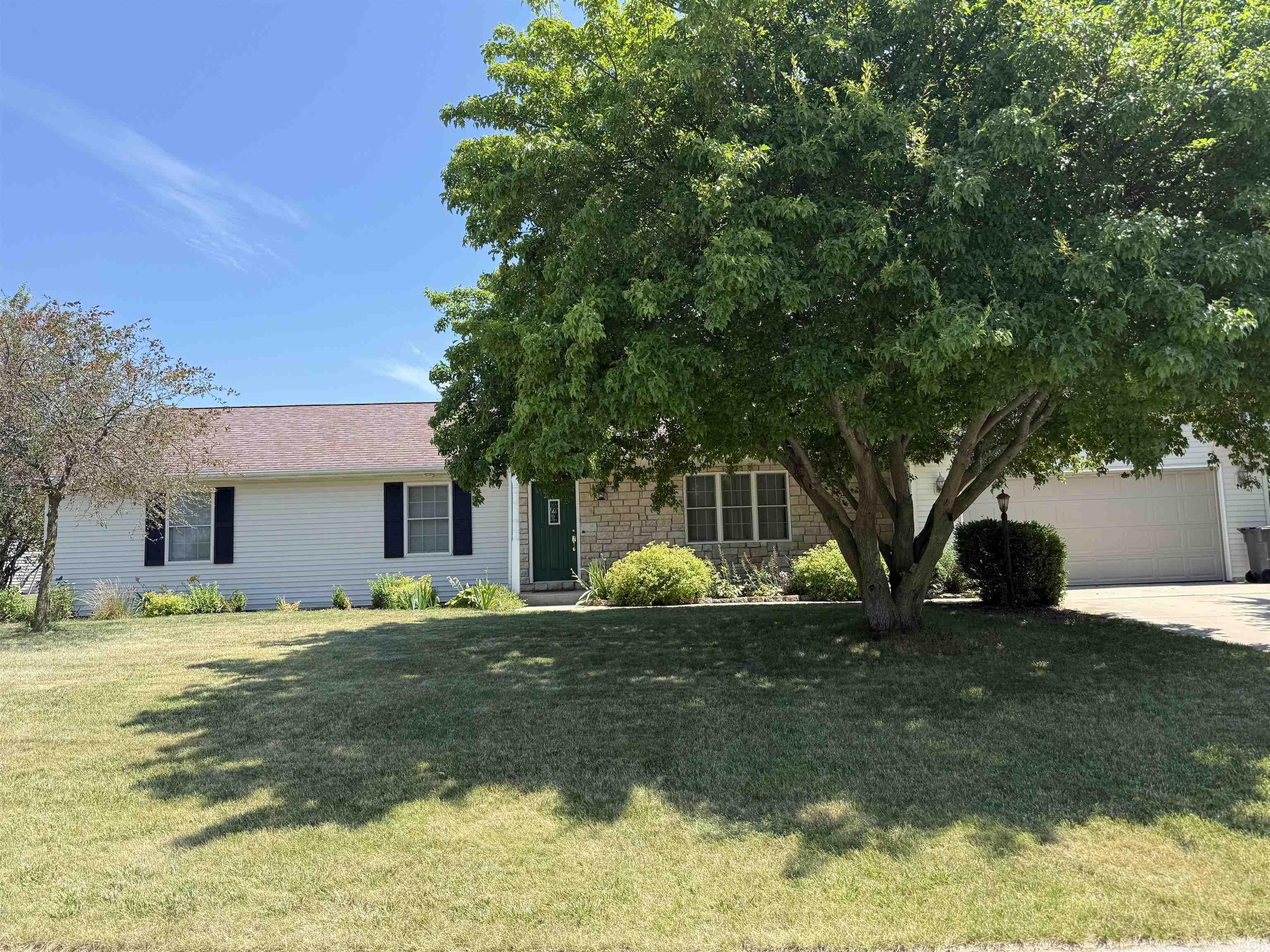 67600 Alesha Way Millersburg IN 46543