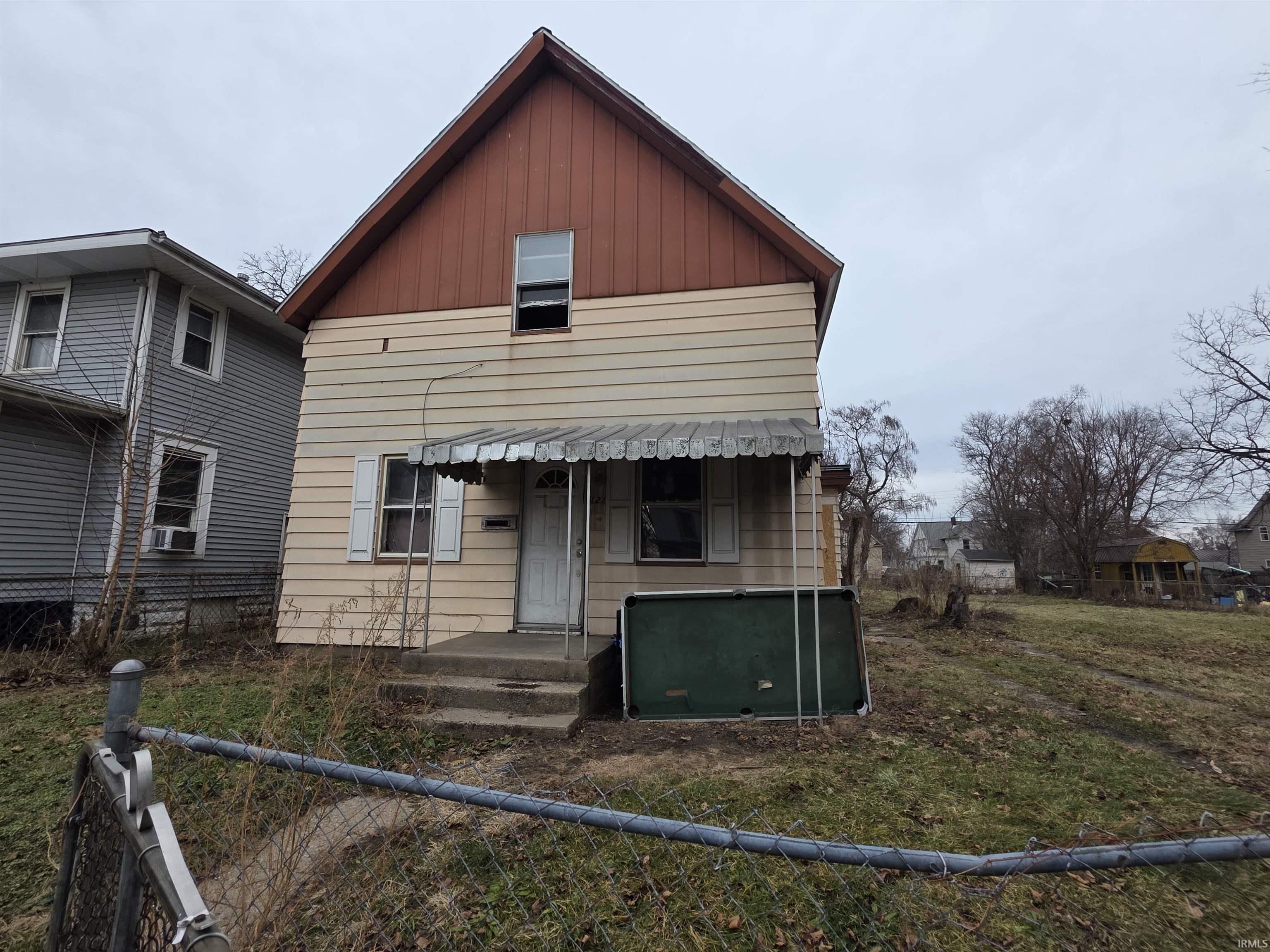 121 E Dayton Street South Bend IN 46613