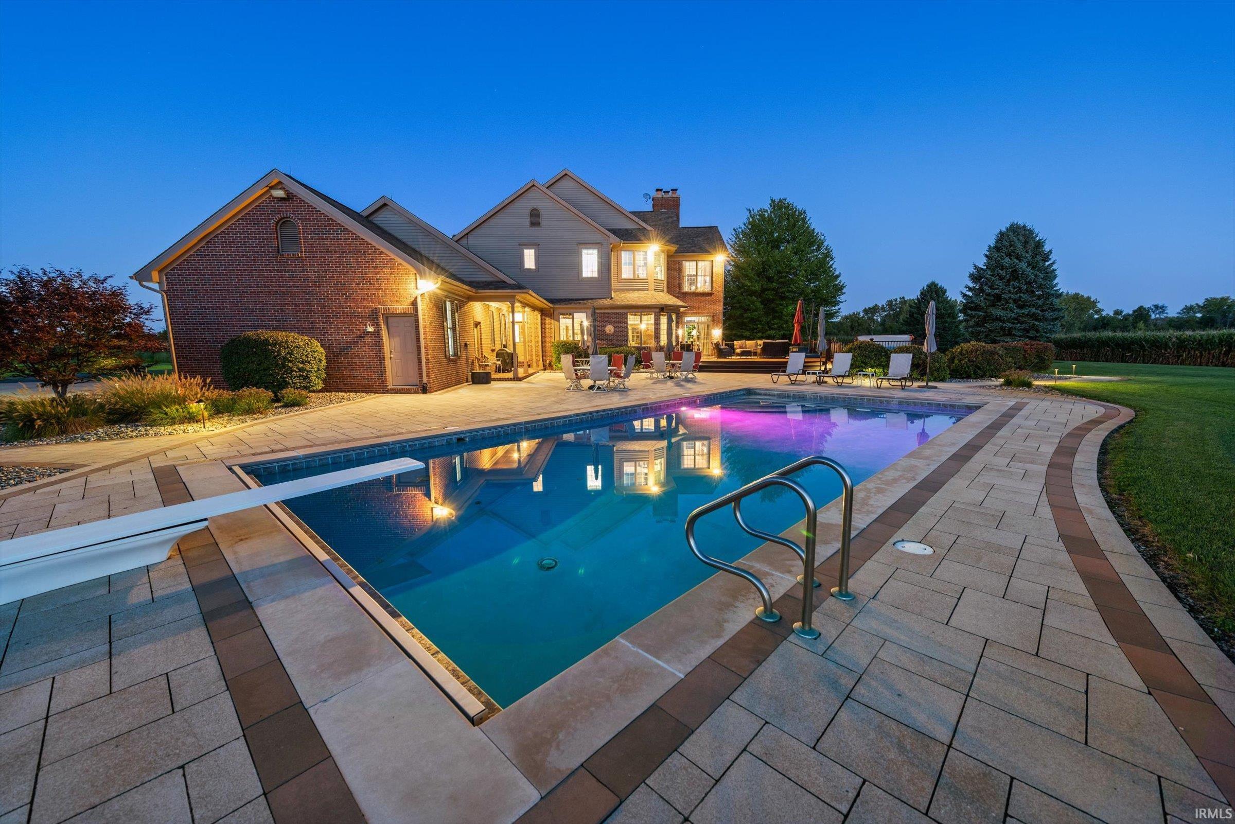 68555 Oak Road Lakeville IN 46536