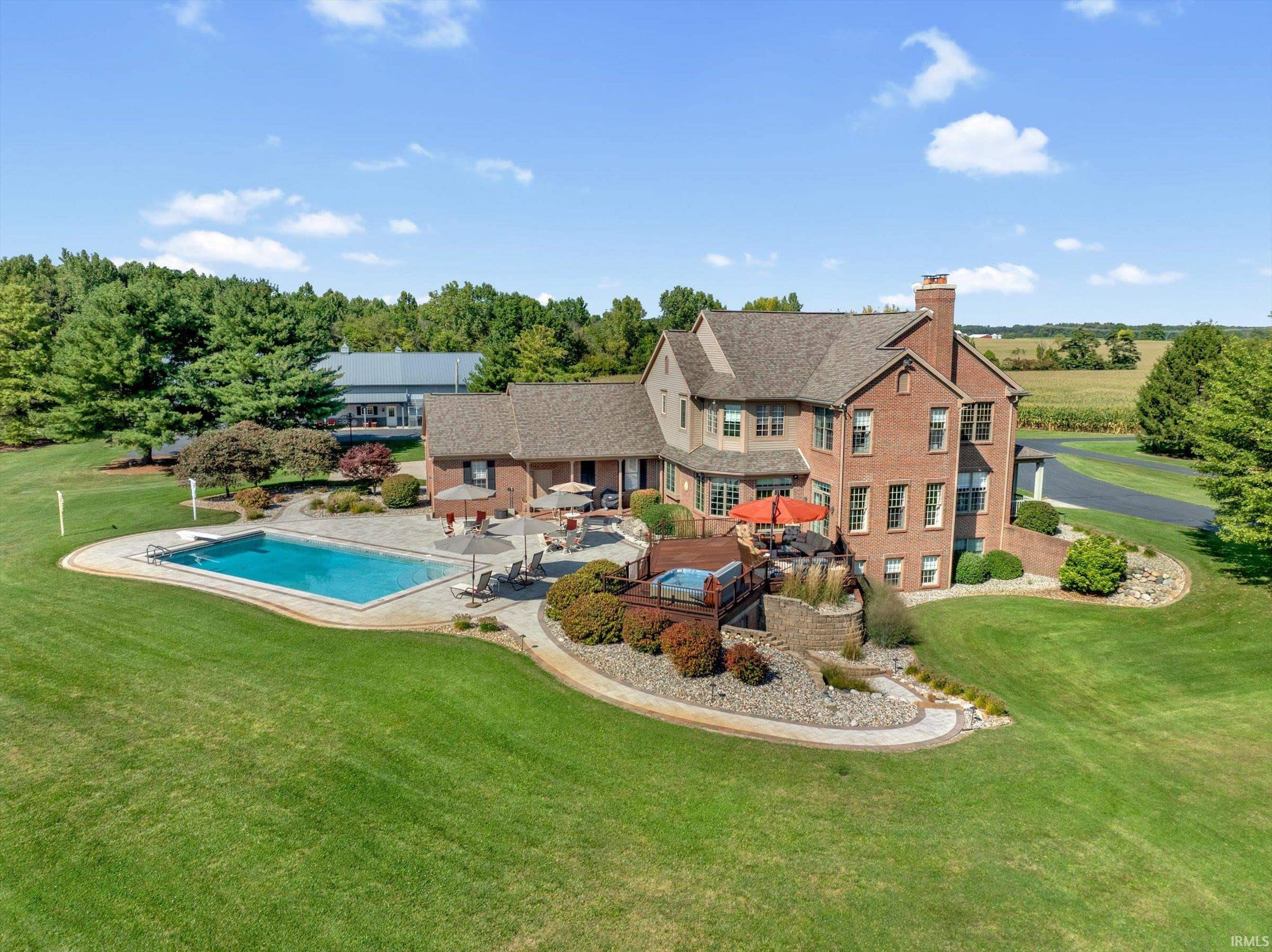68555 Oak Road Lakeville IN 46536