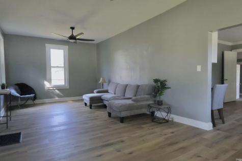 303 N Fulton Street Parker City IN 47368