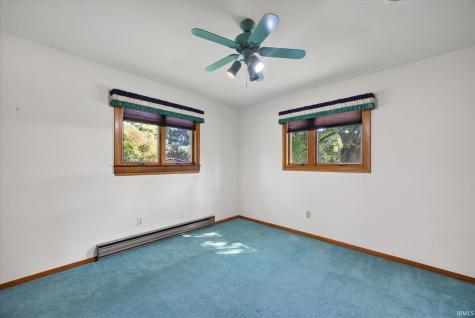 693 Forest Drive Bloomfield IN 47424
