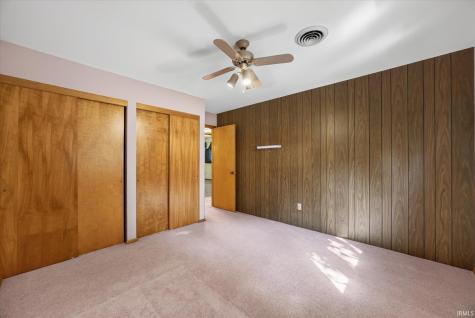 693 Forest Drive Bloomfield IN 47424