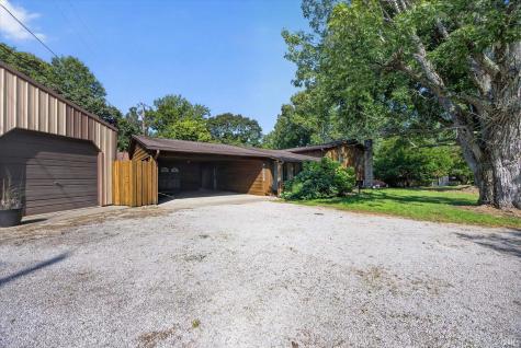 693 Forest Drive Bloomfield IN 47424