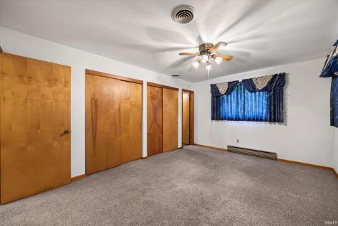 693 Forest Drive Bloomfield IN 47424