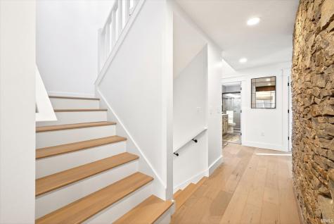 9428 S Harbour Pointe Drive Bloomington IN 47401