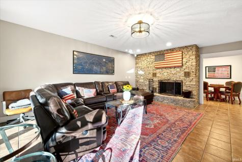 9428 S Harbour Pointe Drive Bloomington IN 47401