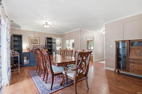 2215 W Woodmont Drive Muncie IN 47304