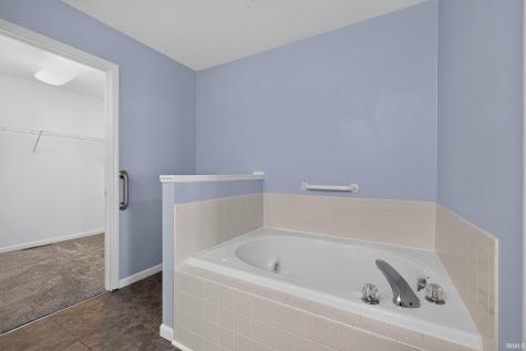 54180 Stonebridge Drive Elkhart IN 46514