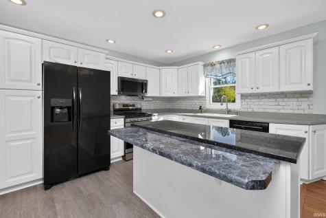 54180 Stonebridge Drive Elkhart IN 46514