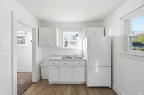 4438 Weisser Park Avenue Fort Wayne IN 46806