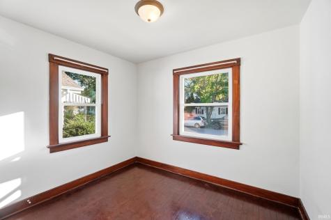 4438 Weisser Park Avenue Fort Wayne IN 46806