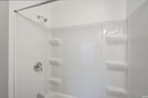 4438 Weisser Park Avenue Fort Wayne IN 46806