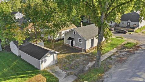 4438 Weisser Park Avenue Fort Wayne IN 46806