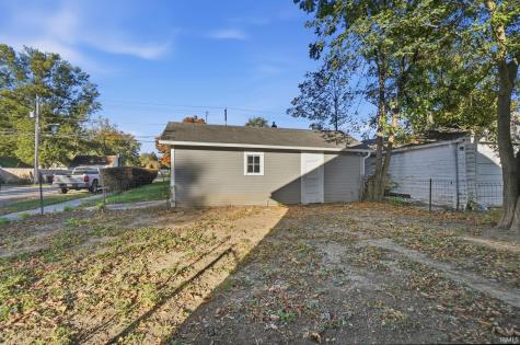 4438 Weisser Park Avenue Fort Wayne IN 46806