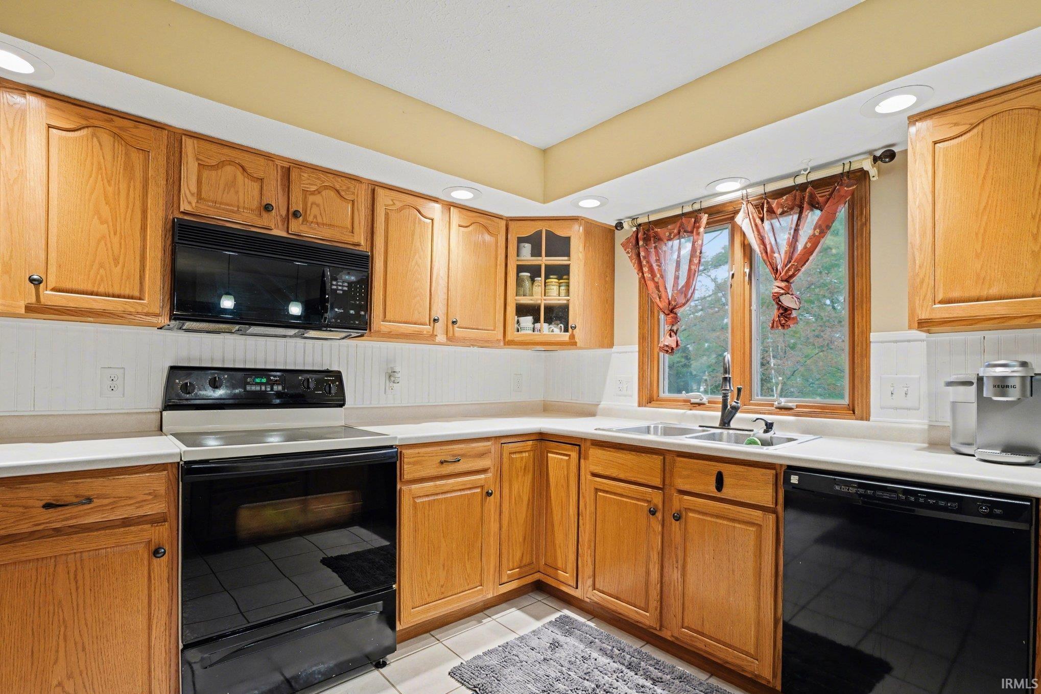 61571 Haverford Court South Bend IN 46614