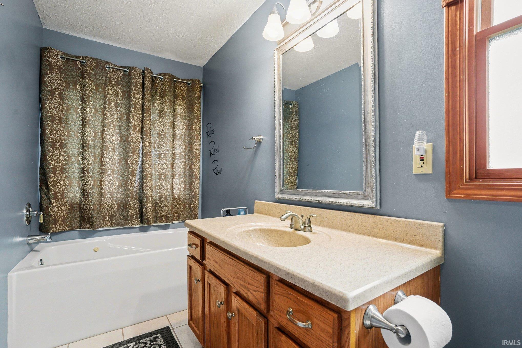 61571 Haverford Court South Bend IN 46614
