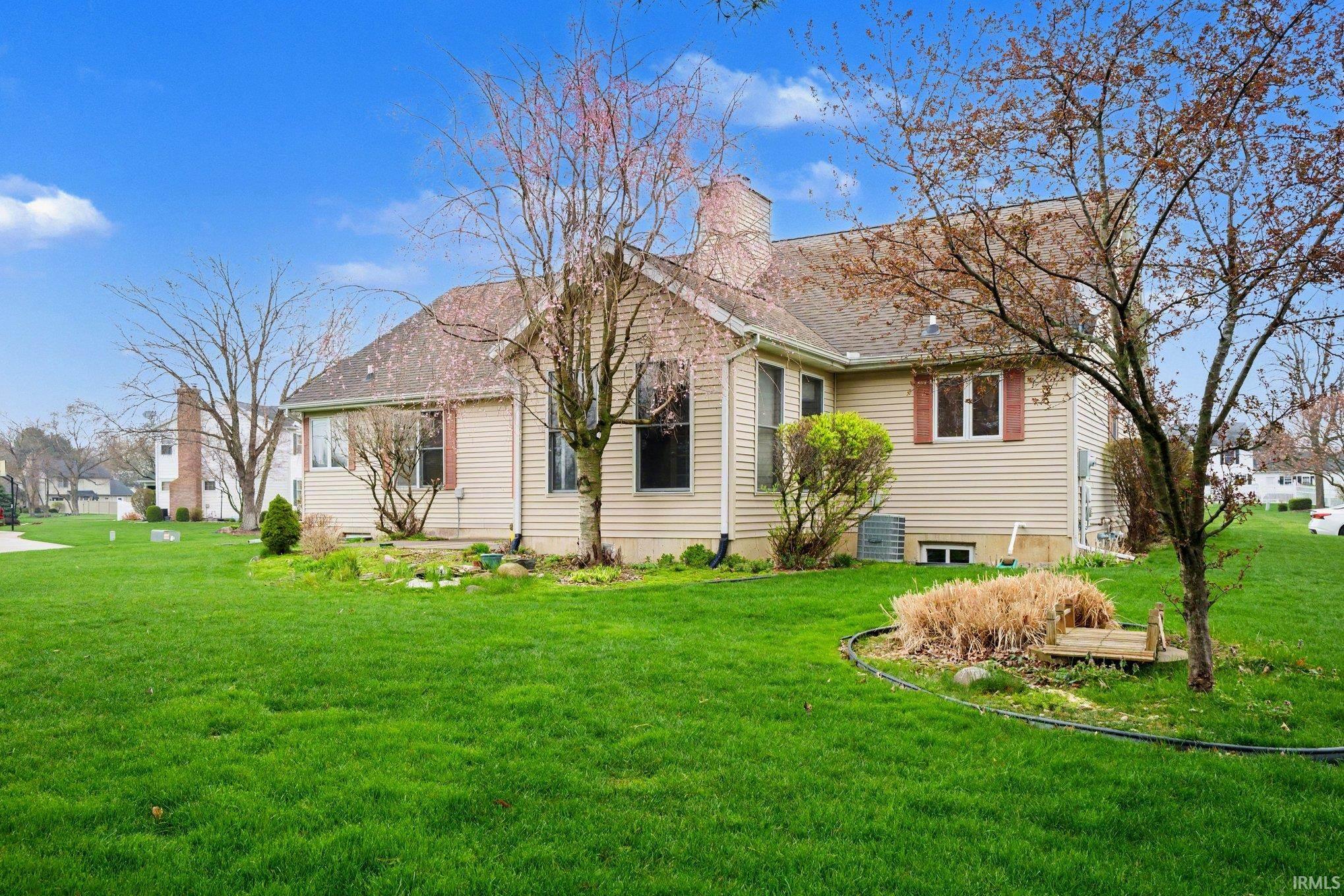 61571 Haverford Court South Bend IN 46614