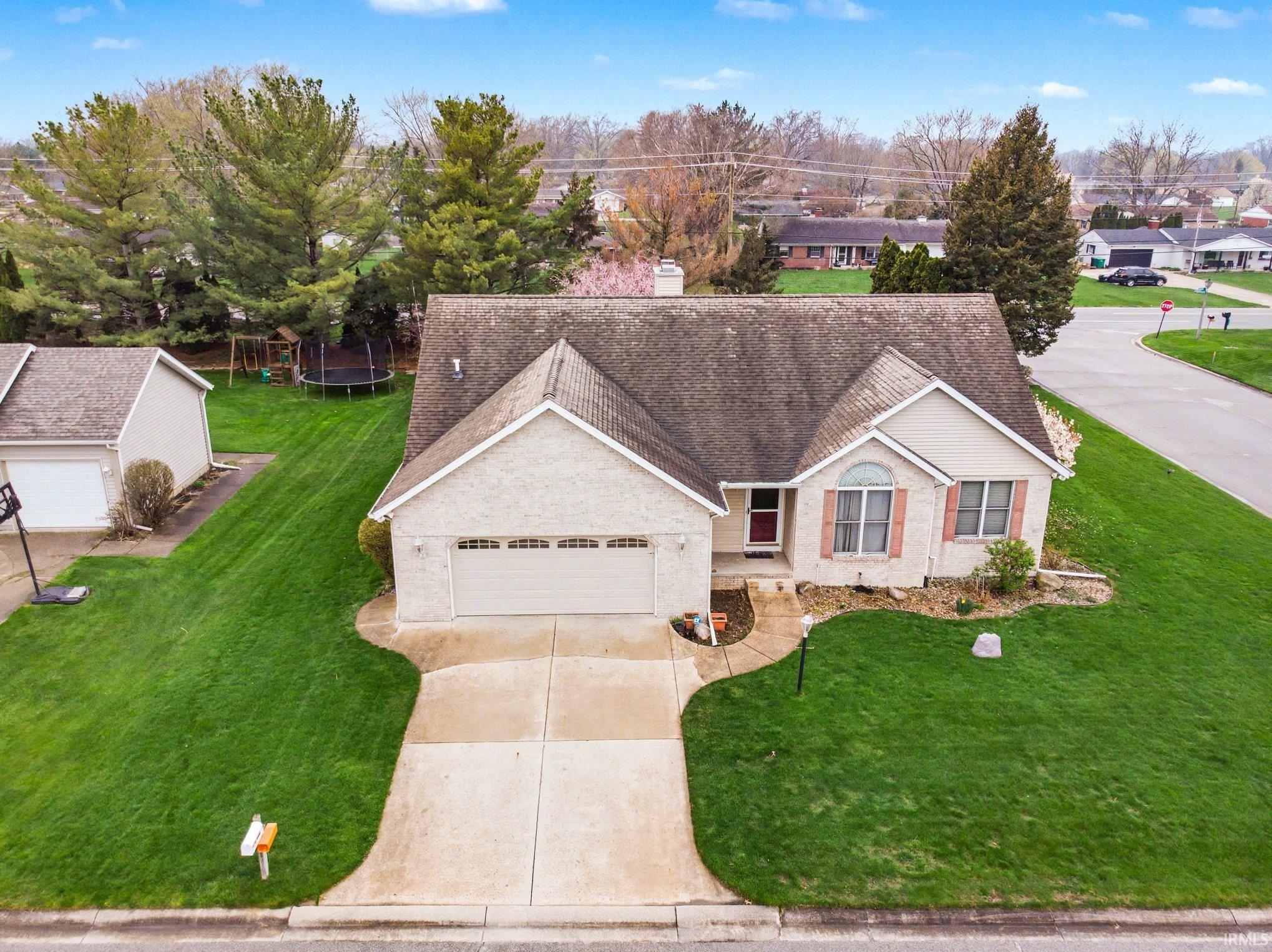 61571 Haverford Court South Bend IN 46614