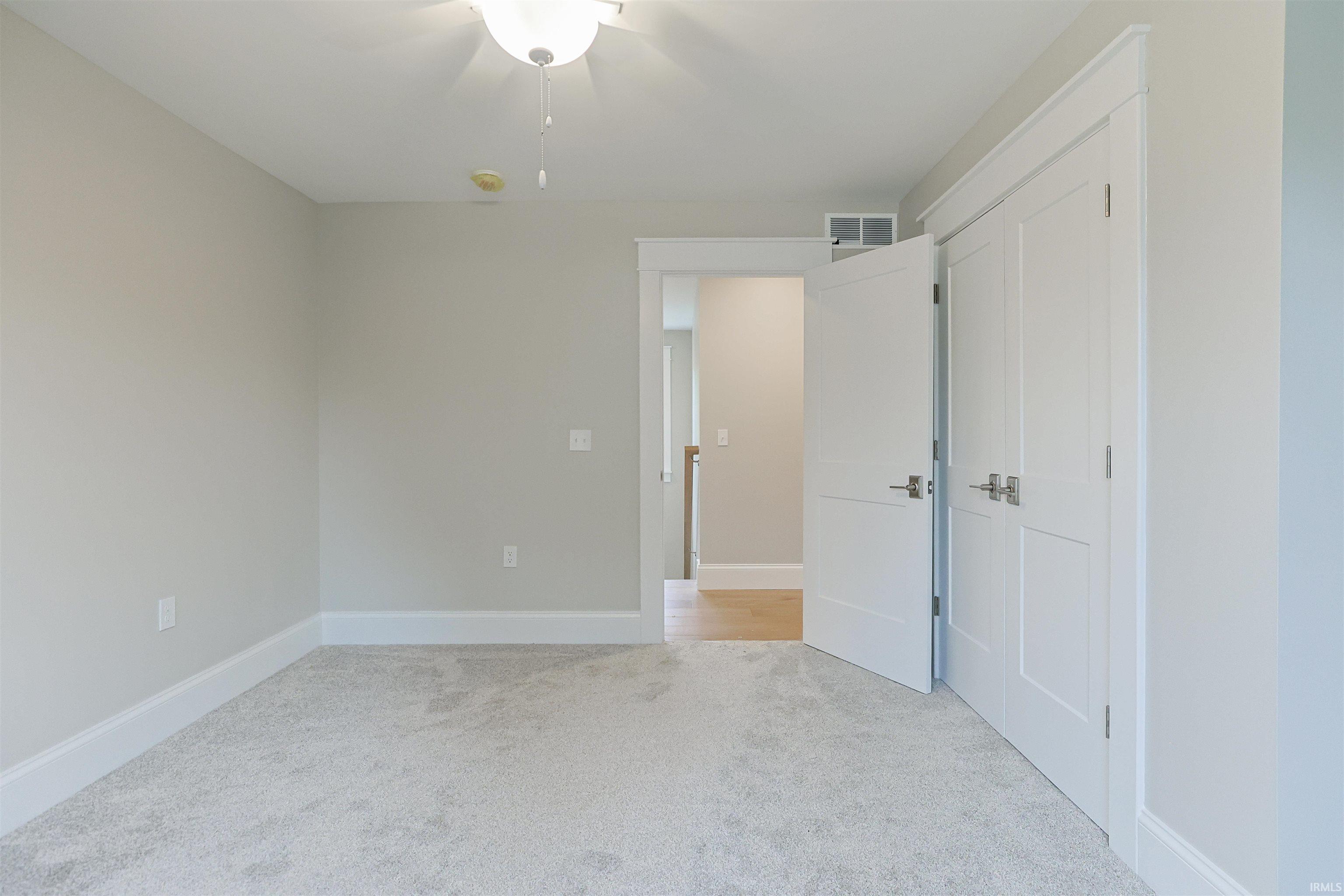637 E Lincolnway Mishawaka IN 46544