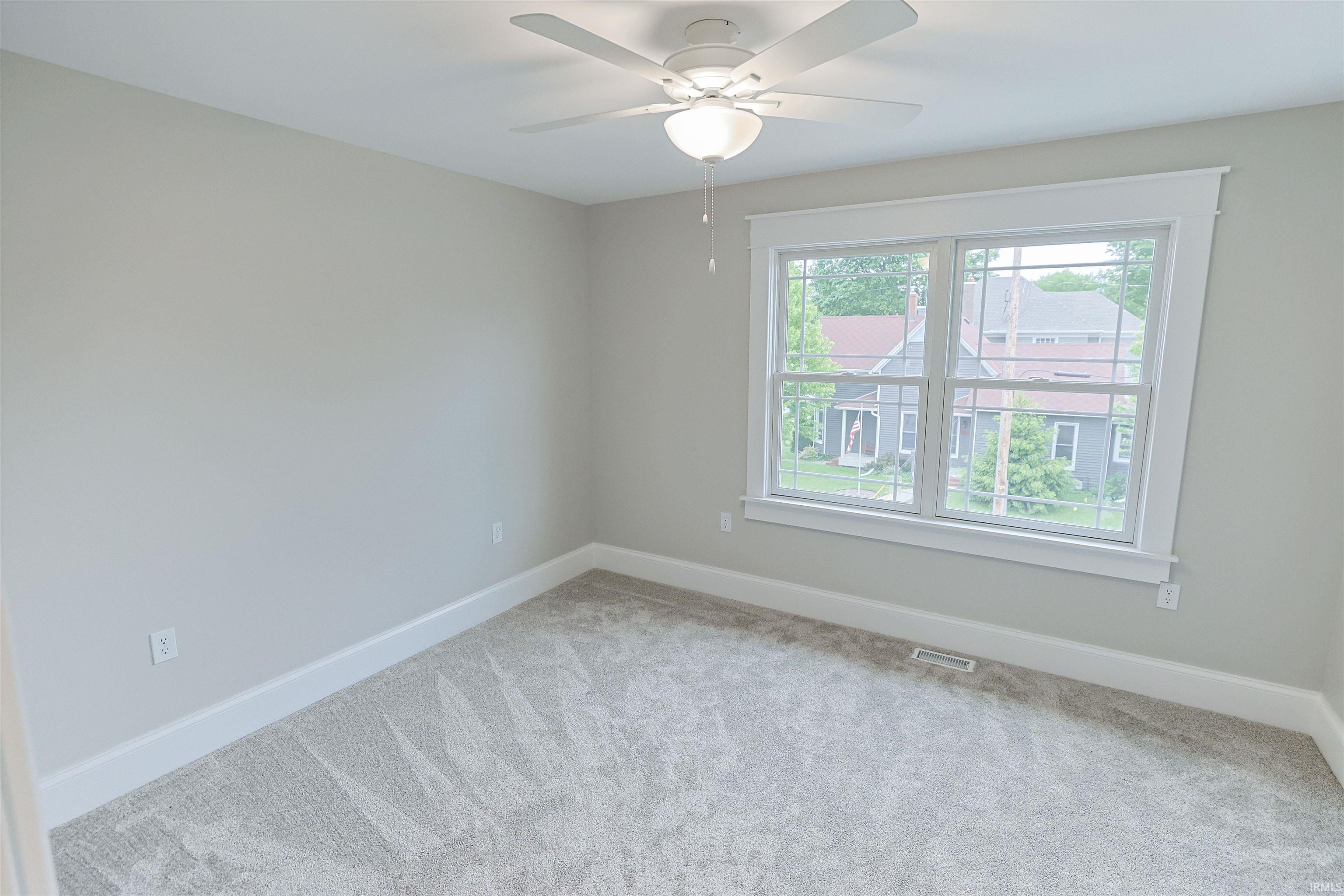 637 E Lincolnway Mishawaka IN 46544