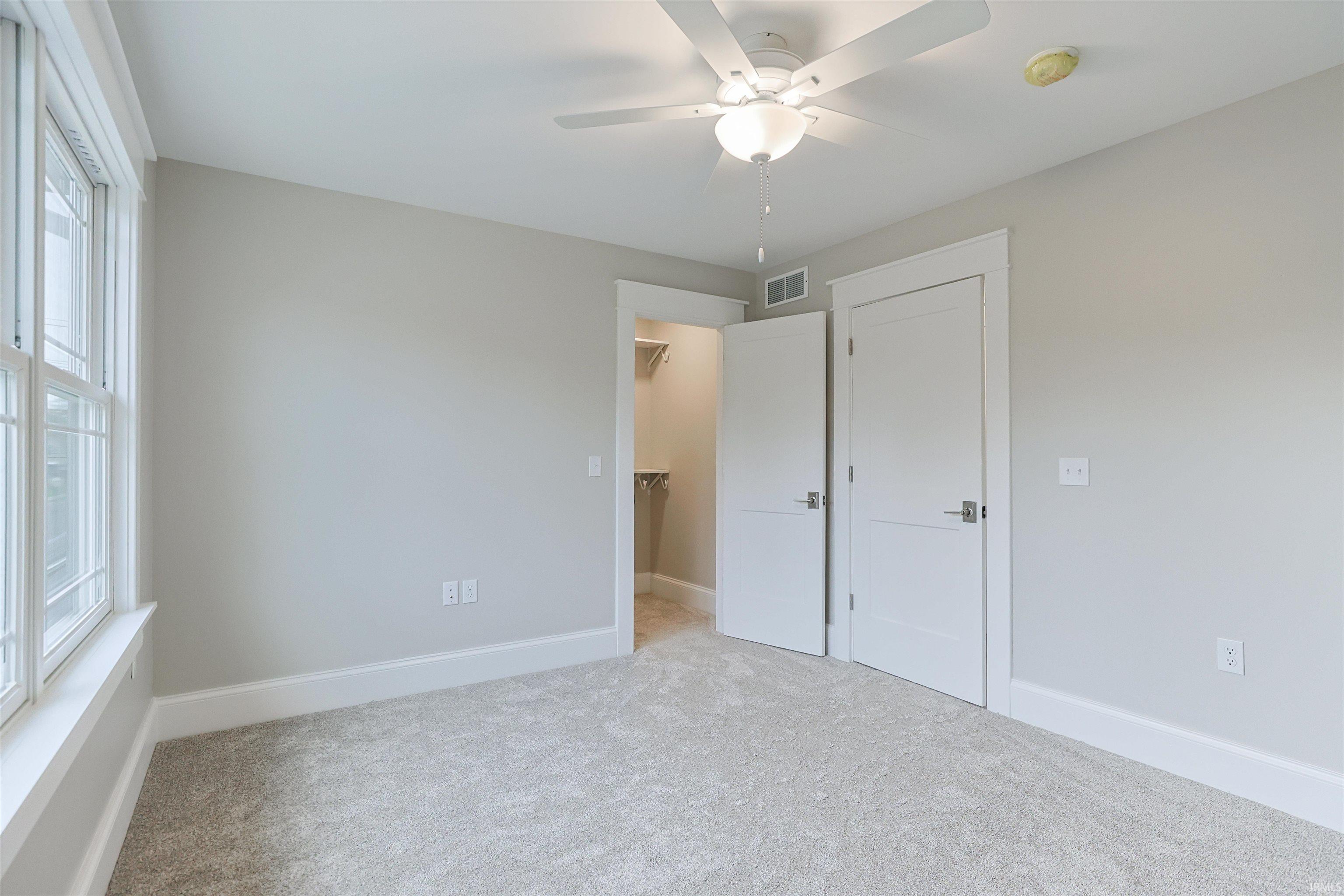 637 E Lincolnway Mishawaka IN 46544
