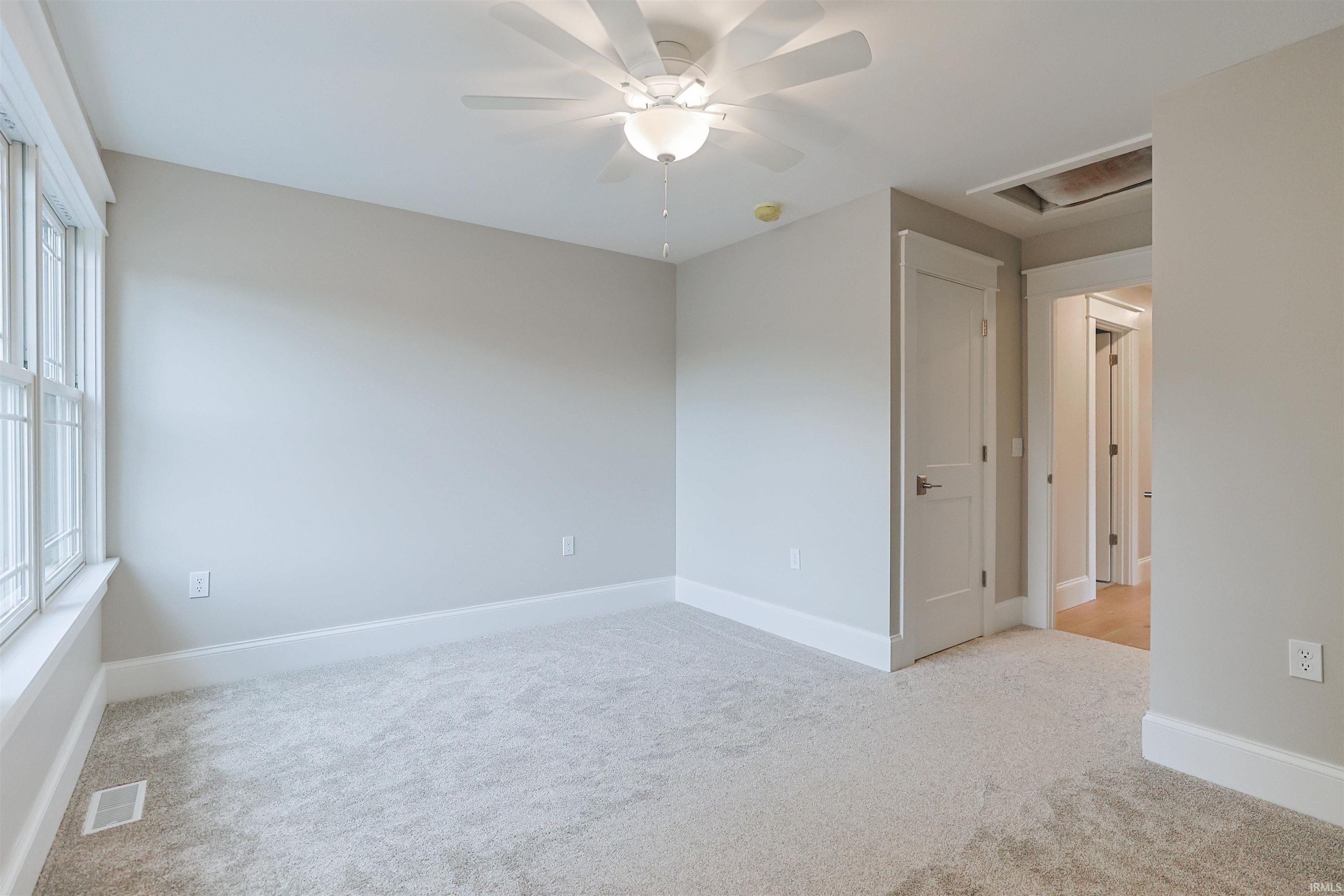 637 E Lincolnway Mishawaka IN 46544