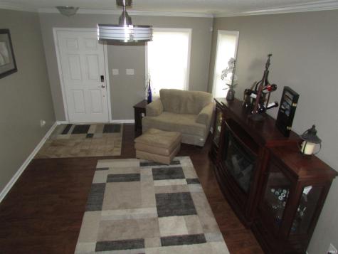 3881 White Cliff Way Whitestown IN 46075