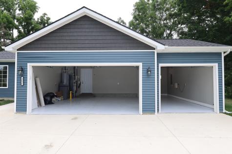 4006 Woodhill Drive Fort Wayne IN 46804