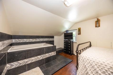 2116 Ludwig Road Fort Wayne IN 46818
