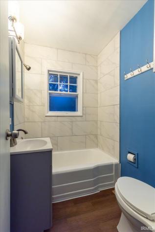 1129 E Chandler Avenue Evansville IN 47714