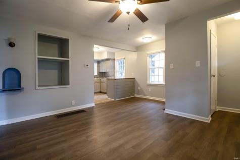 1129 E Chandler Avenue Evansville IN 47714