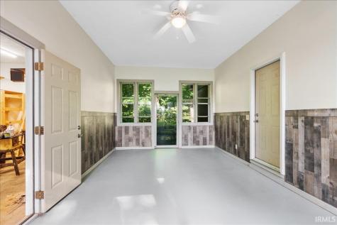 1353 S 1038 E Greentown IN 46936