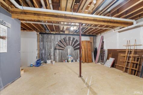 1353 S 1038 E Greentown IN 46936