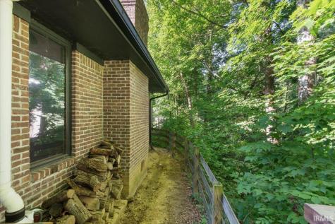 1353 S 1038 E Greentown IN 46936