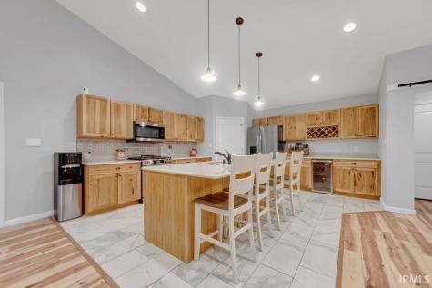 7227 W Mustang Drive Ellettsville IN 47429