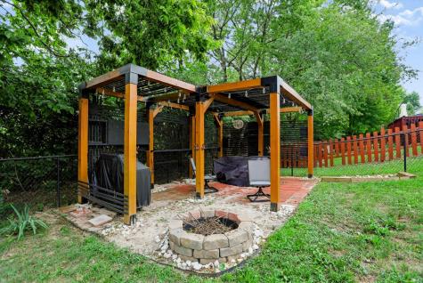 4846 Oakleigh Parkway Greenwood IN 46143