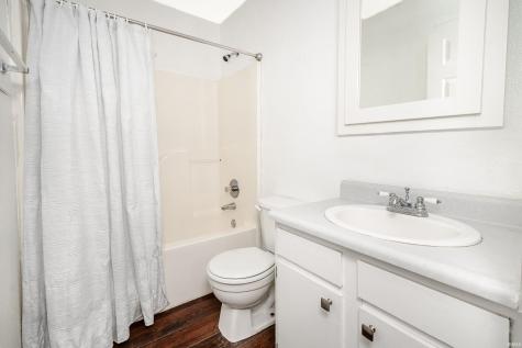 1529 W Edinburgh Bend Bloomington IN 47403