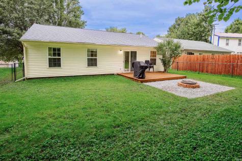 1529 W Edinburgh Bend Bloomington IN 47403