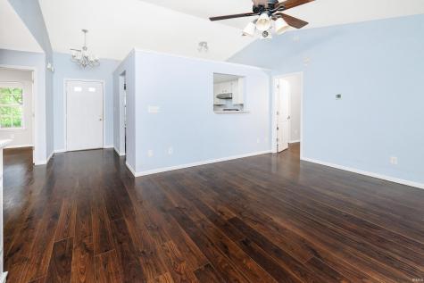1529 W Edinburgh Bend Bloomington IN 47403