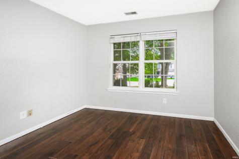 1529 W Edinburgh Bend Bloomington IN 47403