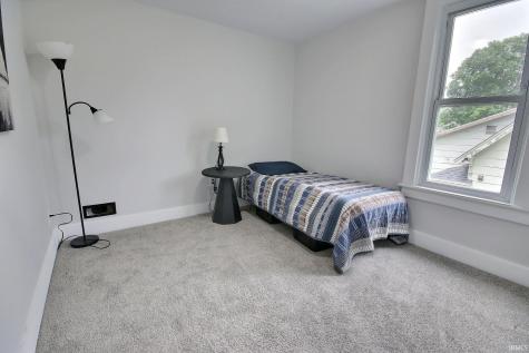 1142 Salamonie Avenue Huntington IN 46750