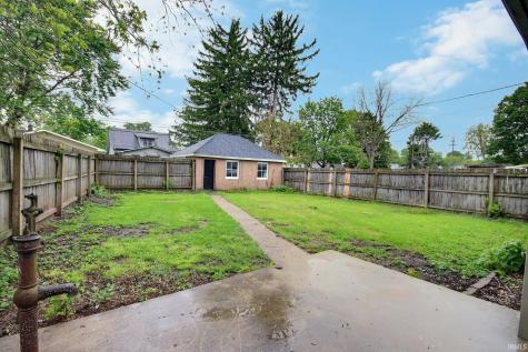 1142 Salamonie Avenue Huntington IN 46750