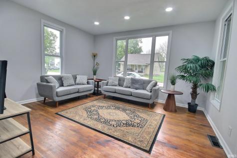 1142 Salamonie Avenue Huntington IN 46750