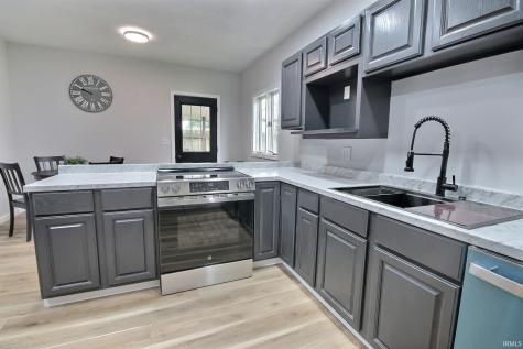 1142 Salamonie Avenue Huntington IN 46750