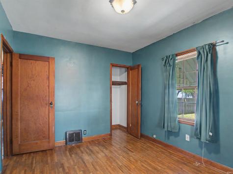2724 Oakley Street Evansville IN 47710