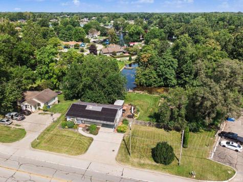 22055 State Road 120 Elkhart IN 46516