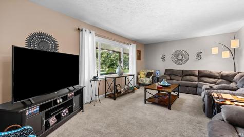 601 Yockey Estates Mitchell IN 47446