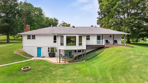 601 Yockey Estates Mitchell IN 47446
