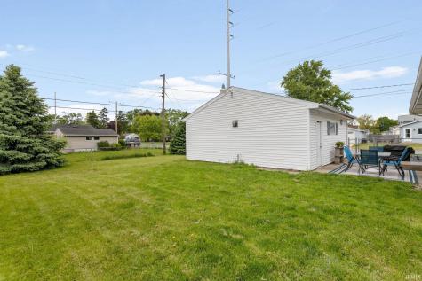 1635 Crestwood Boulevard South Bend IN 46635